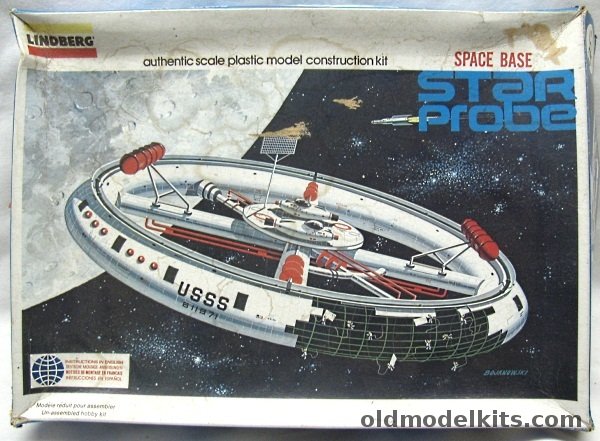 Lindberg 1/350 Star Probe Space Base (Space Station), 1148 plastic model kit